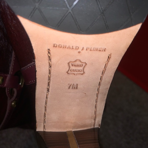 New Donald J Pliner Owen Calf Hair Boots - Sz 7M - Picture 5 of 7